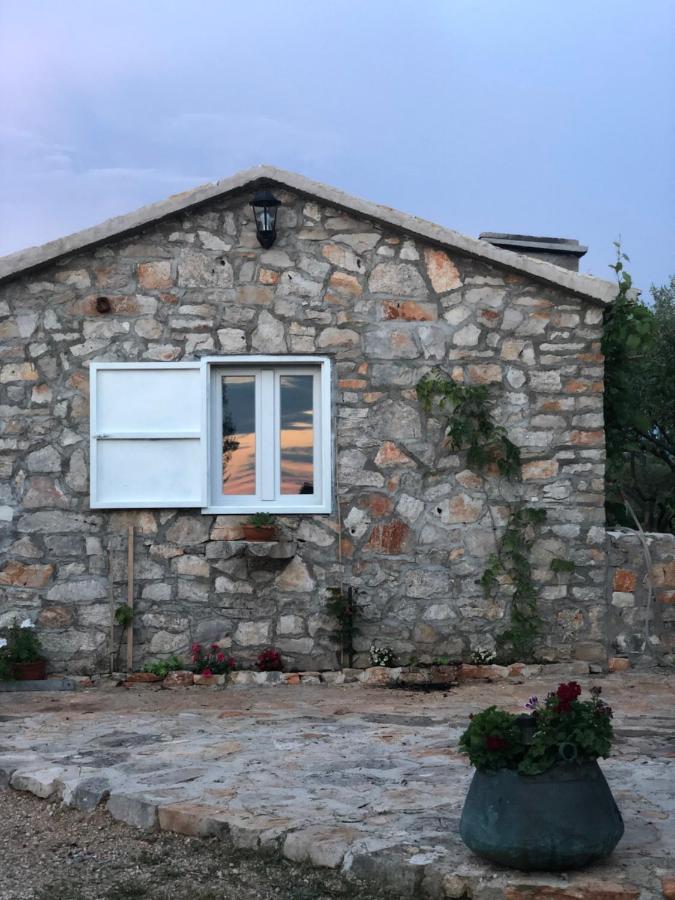 Cottage Rugonj Stari Grad  Exterior photo