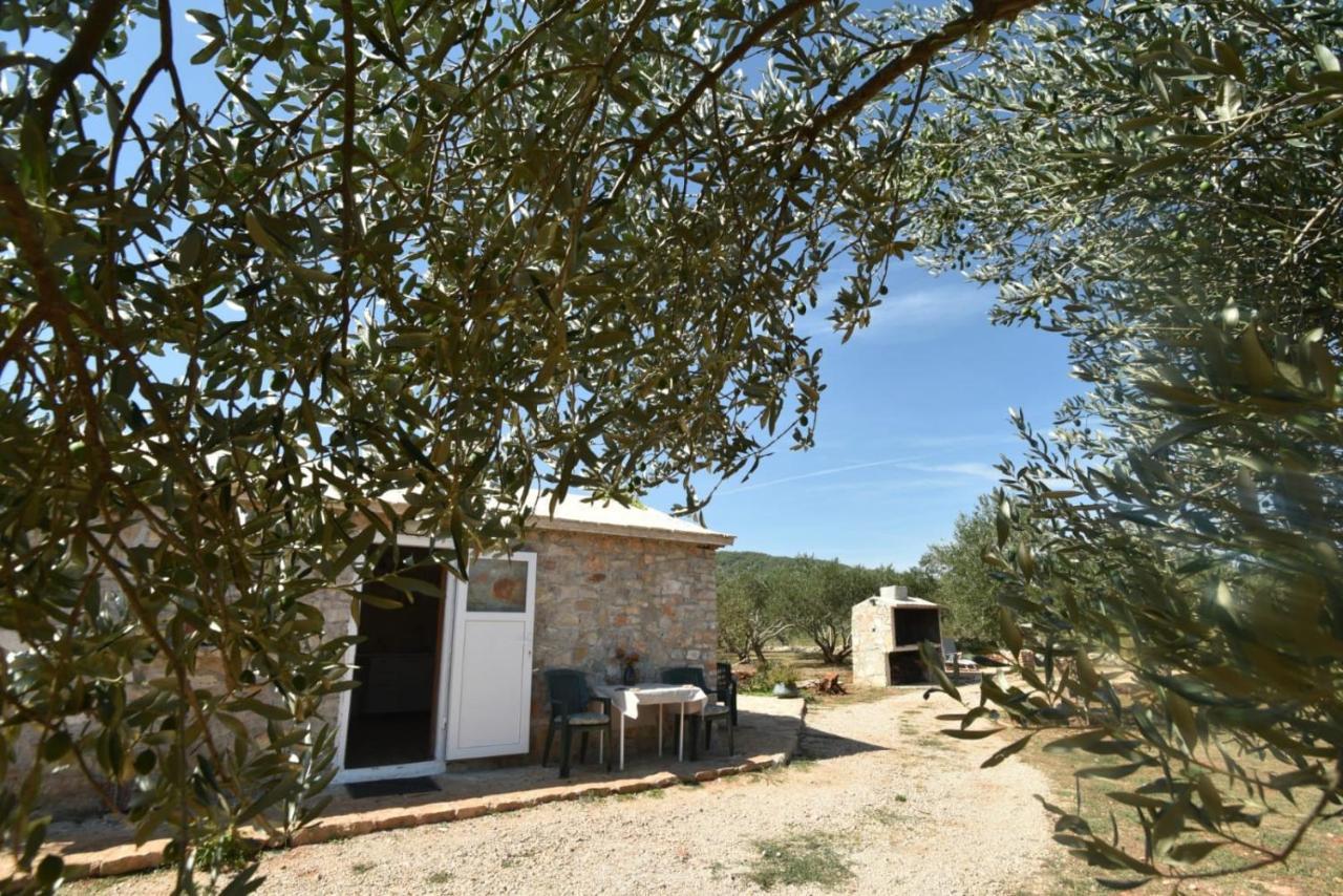 Cottage Rugonj Stari Grad  Exterior photo